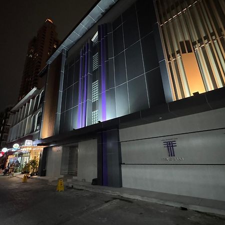 Twenty Two Place Sukhumvit 22 Банкок Екстериор снимка