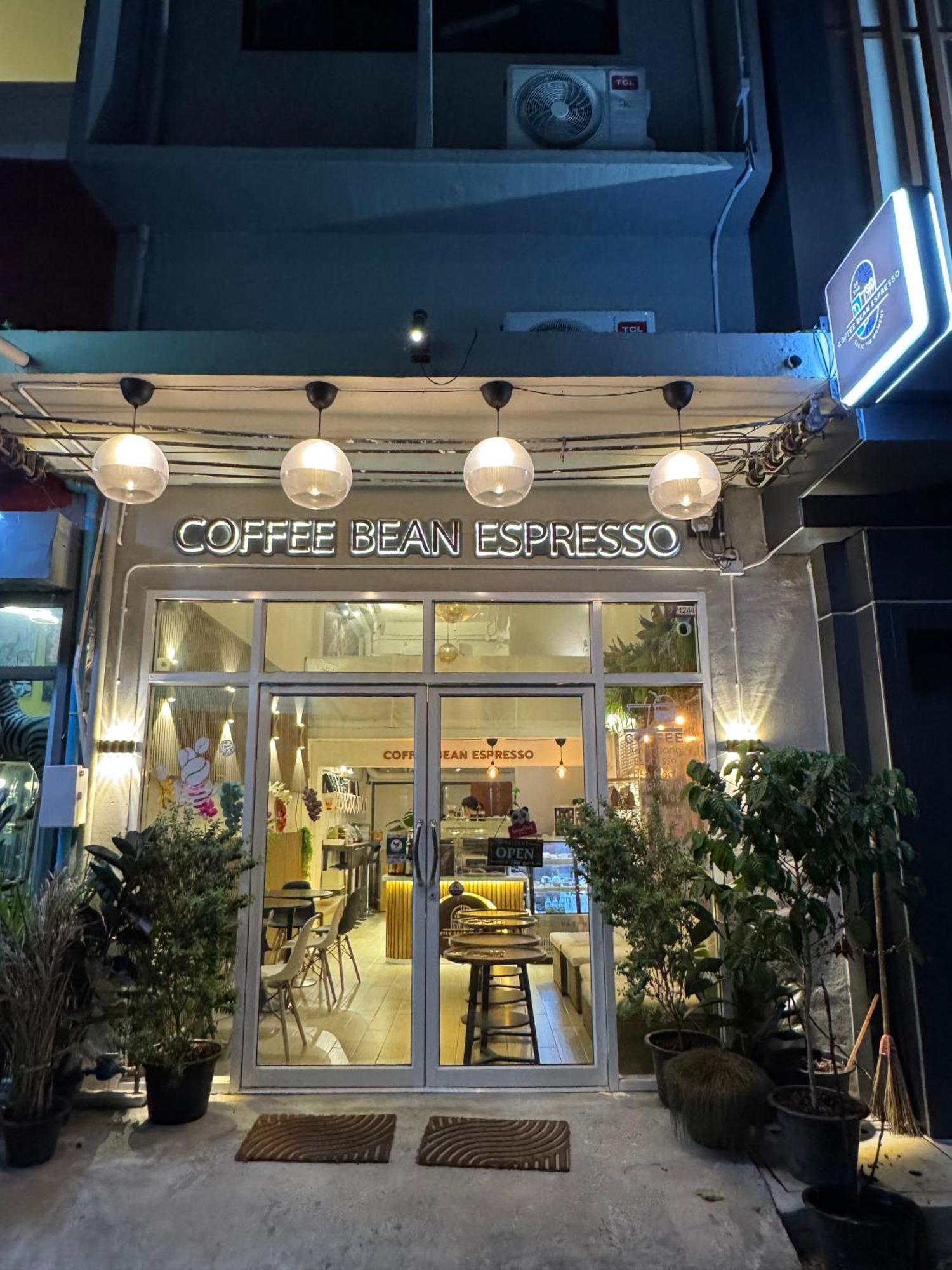 Twenty Two Place Sukhumvit 22 Банкок Екстериор снимка
